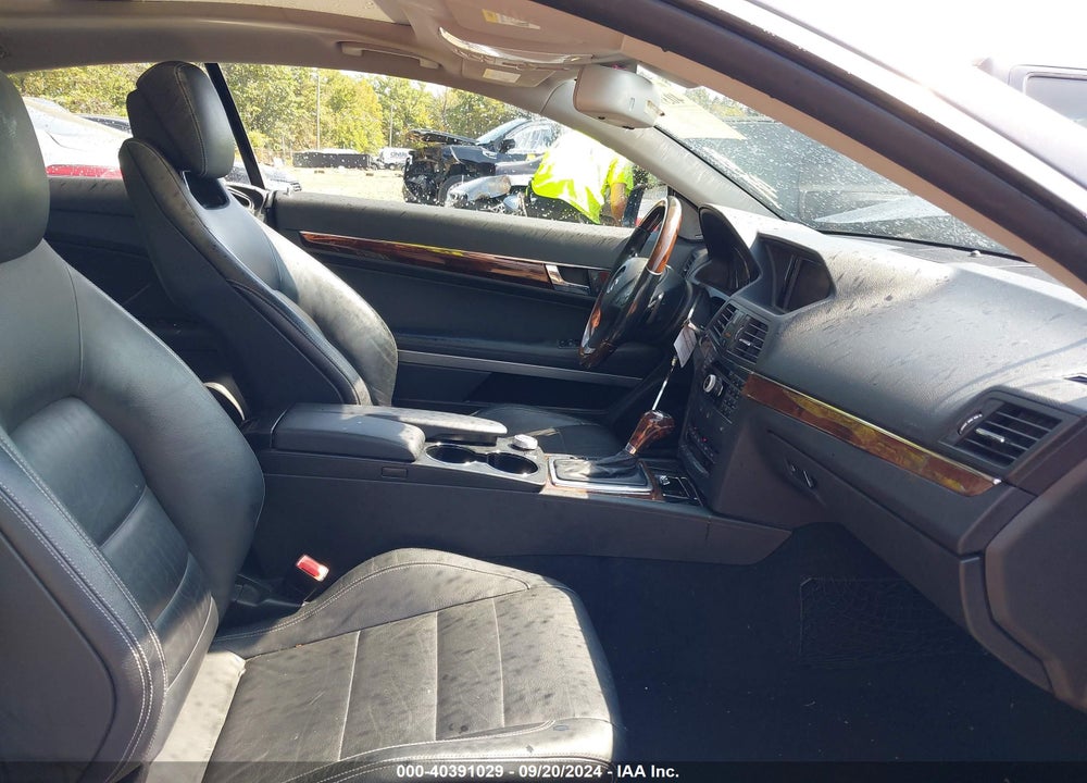2010 MERCEDES-BENZ E 350 VIN: WDDKJ5GB5AF038712