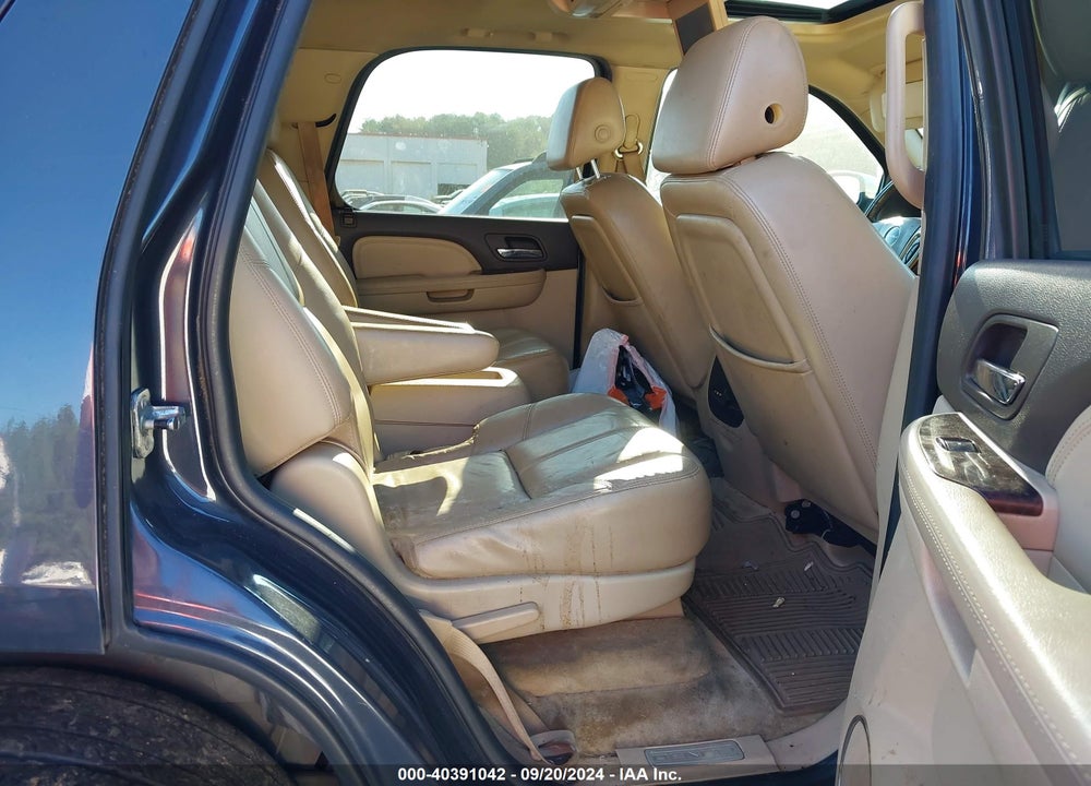 2008 GMC YUKON DENALI VIN: 1GKEC63808J154851