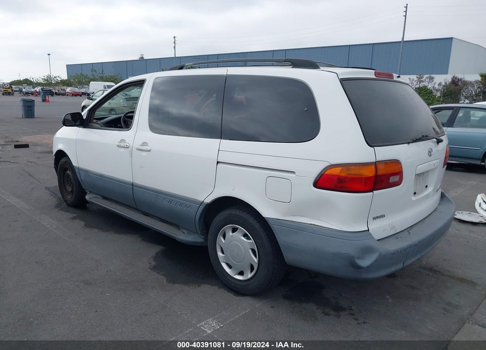 1999 TOYOTA SIENNA LE VIN: 4T3ZF13CXXU135641