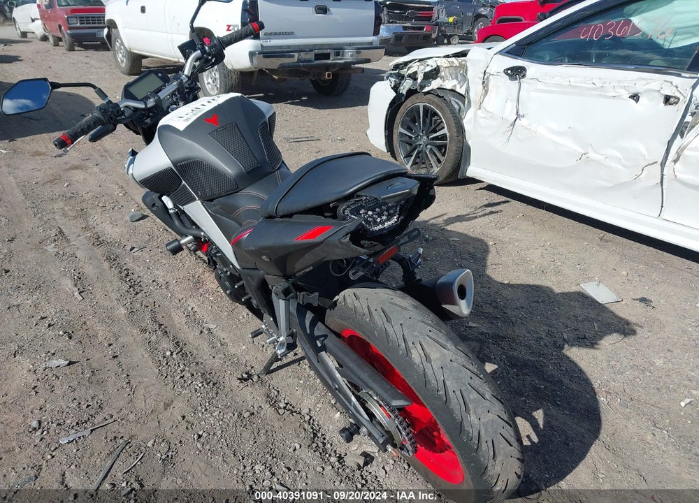 2020 YAMAHA MT-03 VIN: MH3RH20Y1LK001847