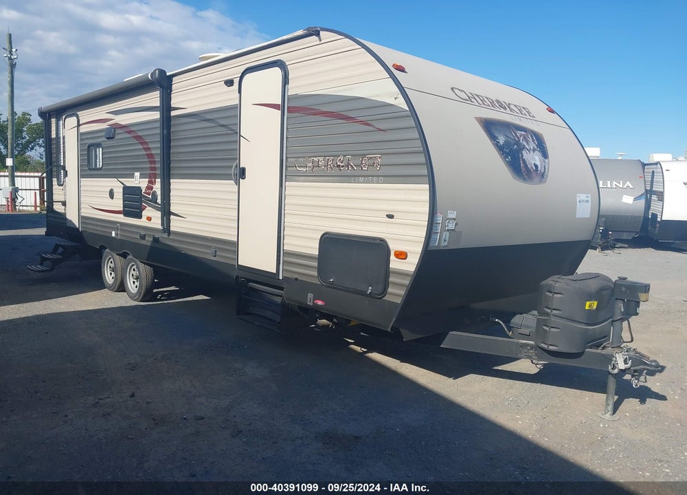 2017 FOREST RIVER CHEROKEE VIN: 4X4TCKB22HX126193