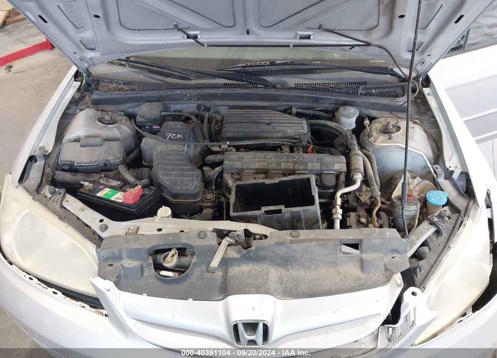 2005 HONDA CIVIC LX VIN: 2HGES16515H588729