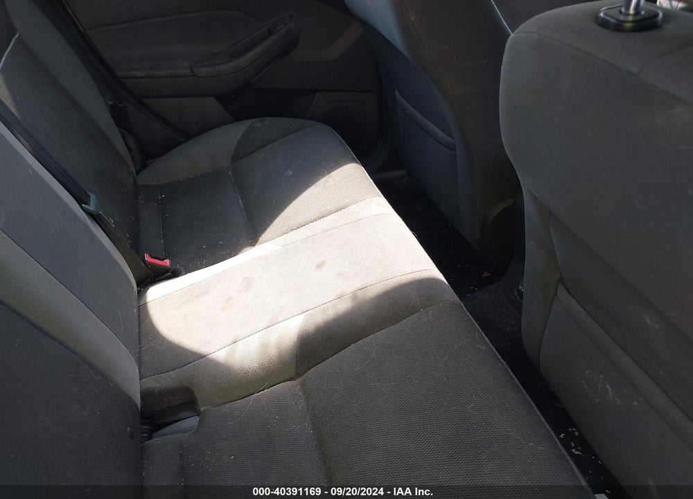 2013 FORD FOCUS VIN: 1FADP3F24DL261407