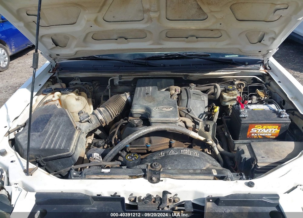 2005 CHEVROLET COLORADO VIN: 1GCCS148758271983