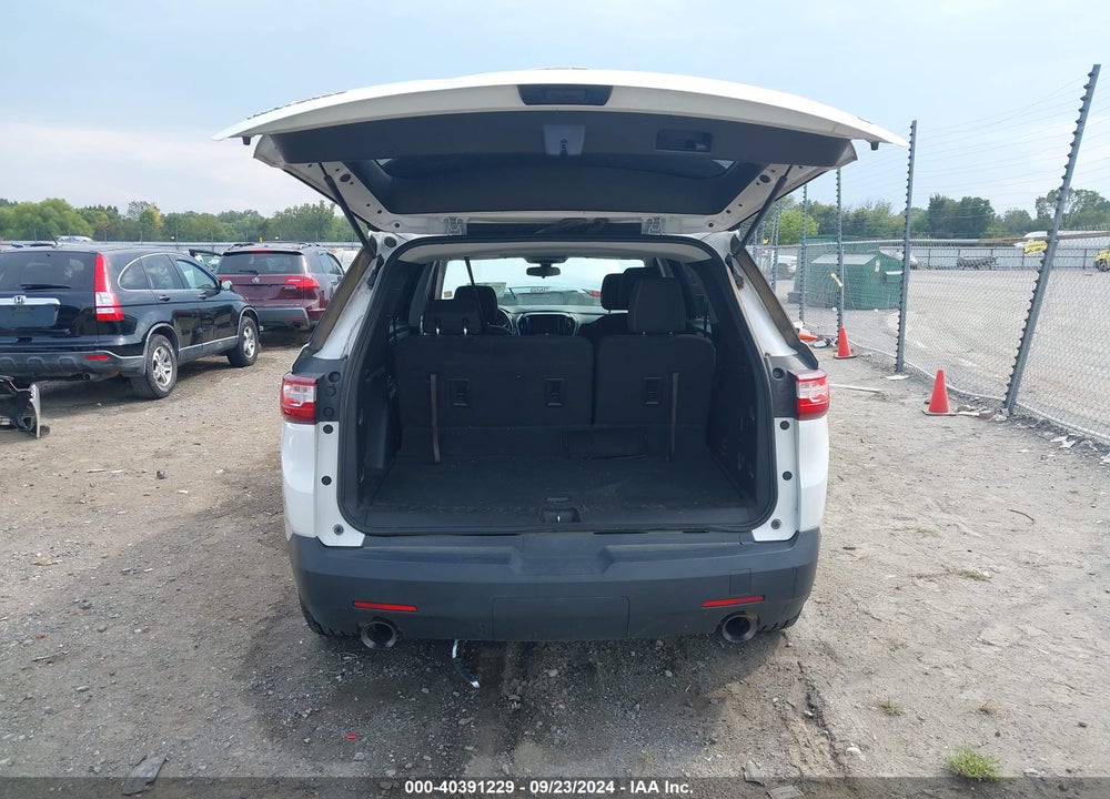 2020 CHEVROLET TRAVERSE FWD LT CLOTH VIN: 1GNERGKW2LJ110141