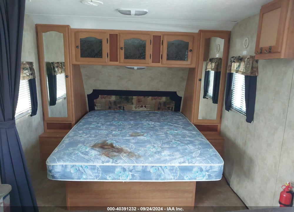 2010 PASSPORT ULTRA LITE VIN: 4YDT28027AR410540