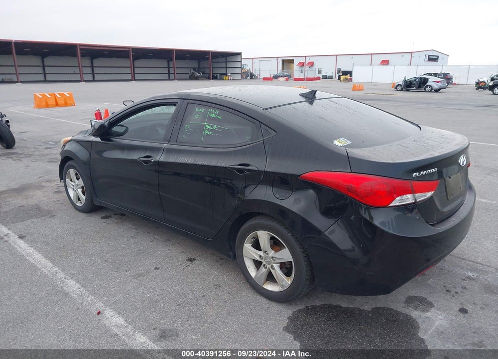 2013 HYUNDAI ELANTRA GLS VIN: KMHDH4AE6DU815583