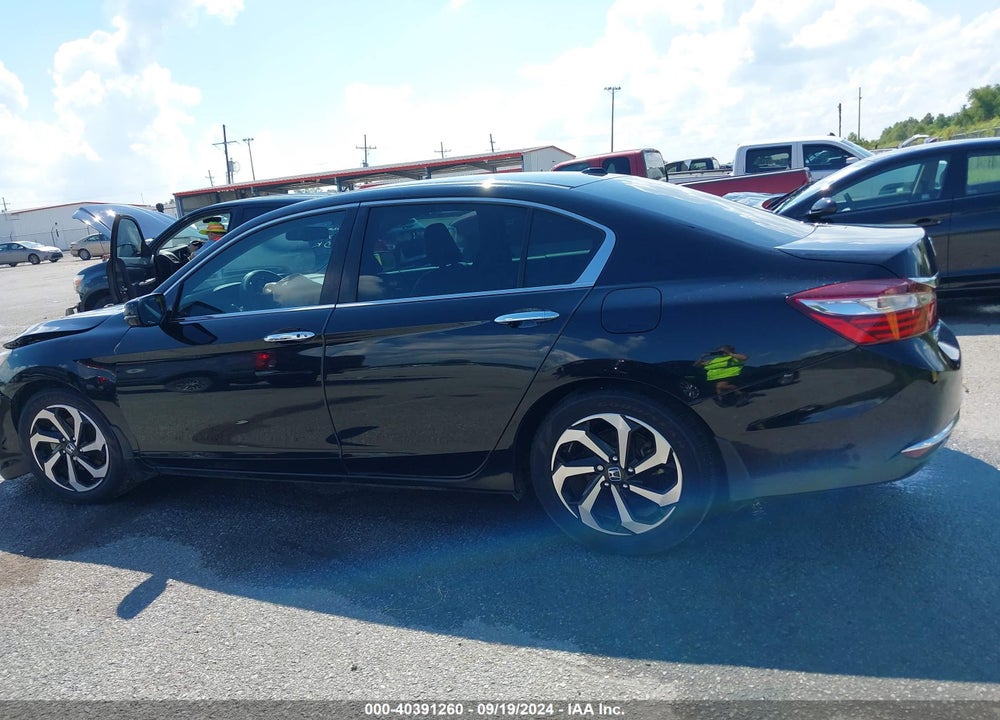 2017 HONDA ACCORD EX-L VIN: 1HGCR2F84HA190565
