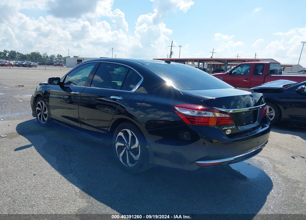 2017 HONDA ACCORD EX-L VIN: 1HGCR2F84HA190565