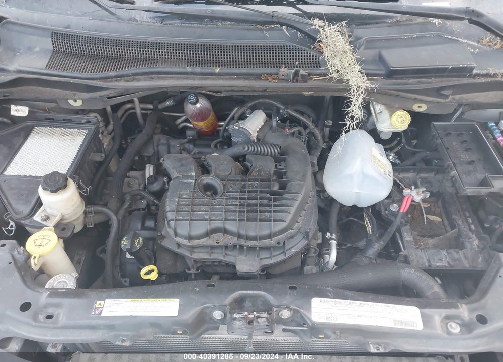 2012 DODGE GRAND CARAVAN CREW VIN: 2C4RDGDG7CR198520