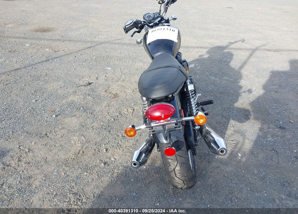 2012 TRIUMPH MOTORCYCLE BONNEVILLE VIN: SMT900K10CT505182