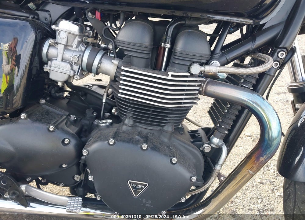 2012 TRIUMPH MOTORCYCLE BONNEVILLE VIN: SMT900K10CT505182
