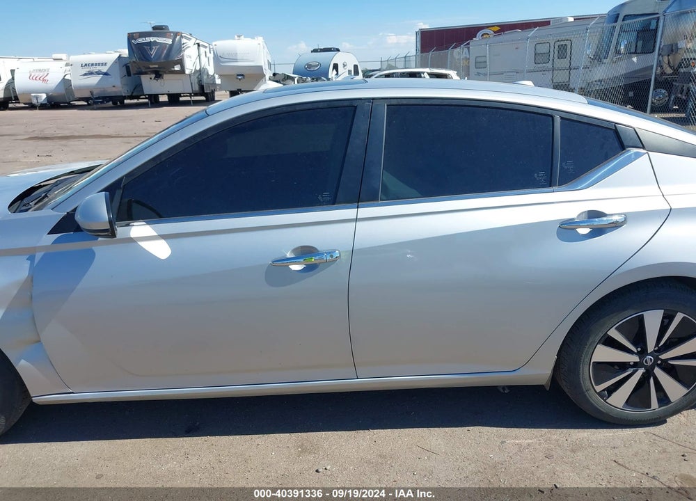 2022 NISSAN ALTIMA SV FWD VIN: 1N4BL4DV4NN328762