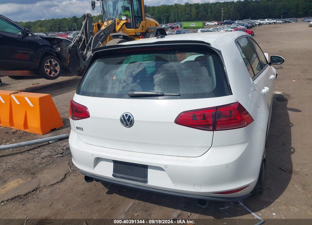 2015 VOLKSWAGEN GOLF GTI 2.0T AUTOBAHN 4-DOOR VIN: 3VW4T7AUXFM069798