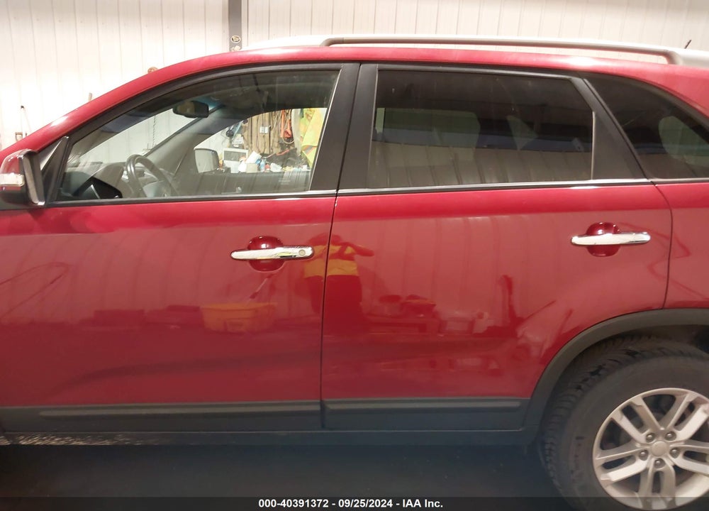 2015 KIA SORENTO VIN: 5XYKT3A63FG641280