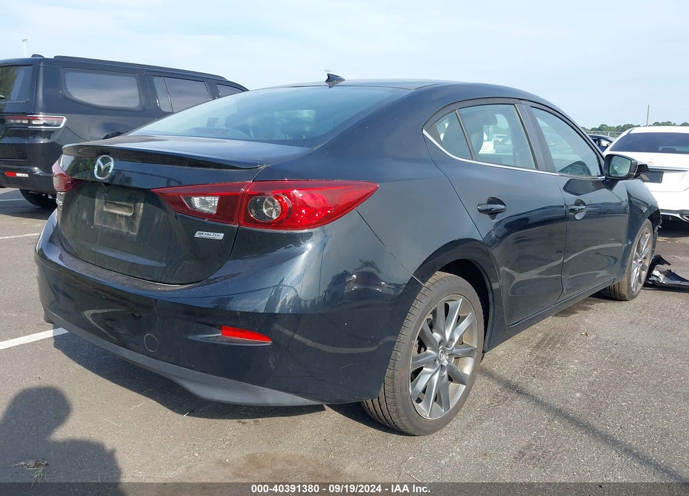 2018 MAZDA 3 TOURING VIN: 3MZBN1V31JM229396