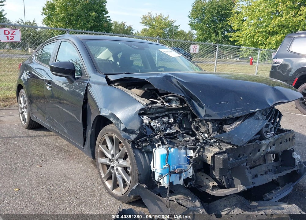 2018 MAZDA 3 TOURING VIN: 3MZBN1V31JM229396
