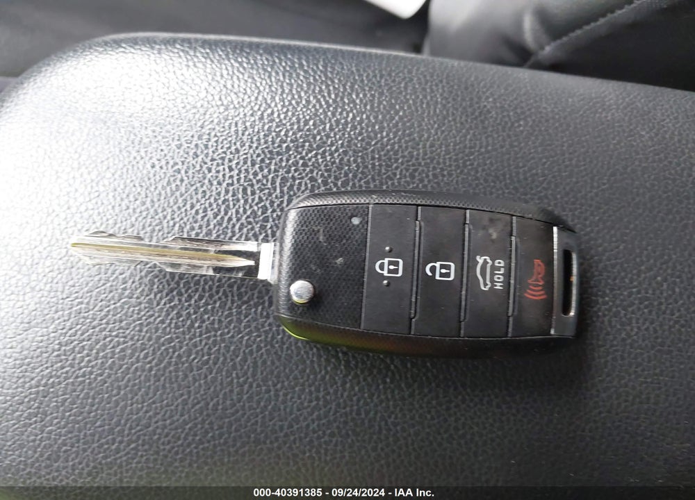 2017 KIA FORTE LX VIN: 3KPFK4A73HE102015