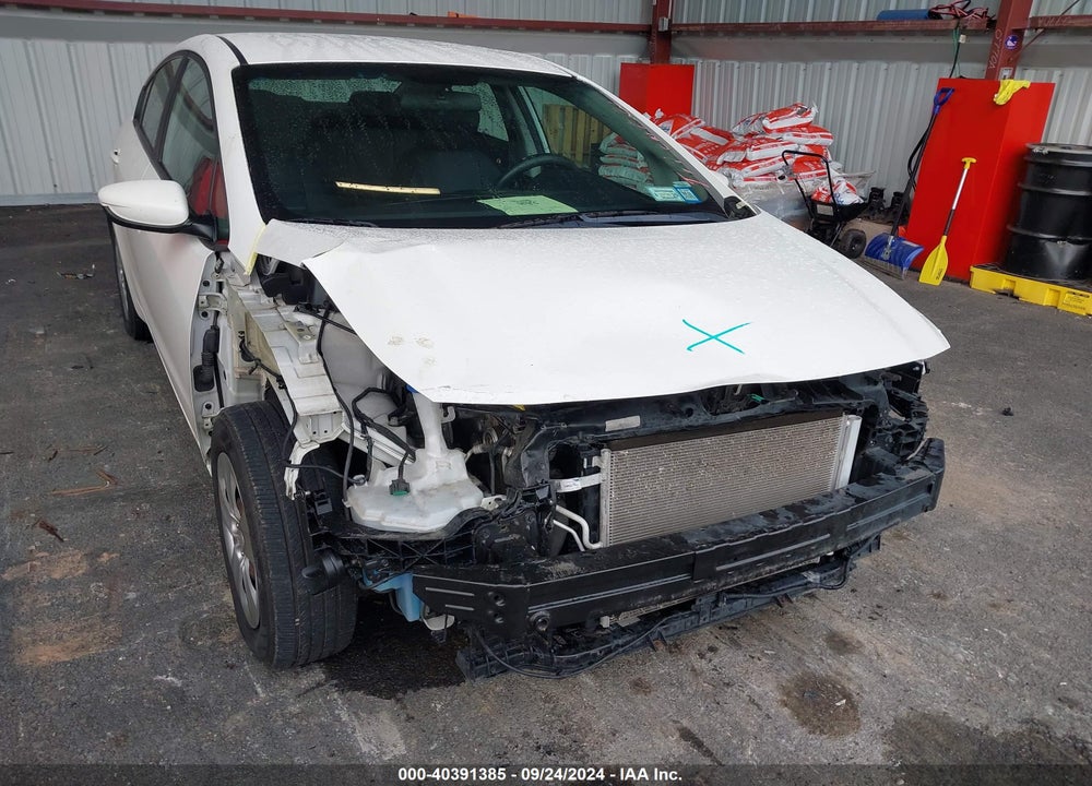 2017 KIA FORTE LX VIN: 3KPFK4A73HE102015