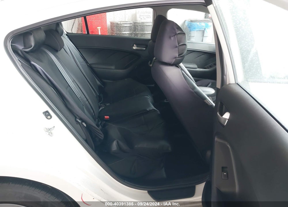 2017 KIA FORTE LX VIN: 3KPFK4A73HE102015