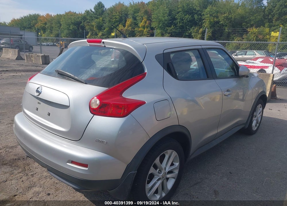 2011 NISSAN JUKE S VIN: JN8AF5MV9BT023384