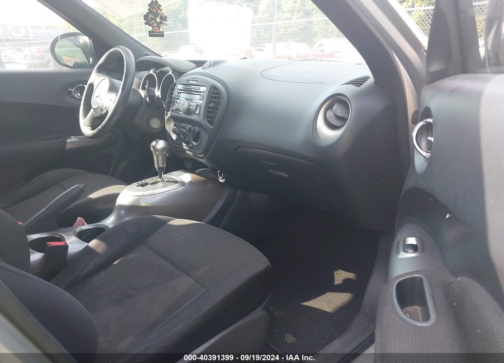 2011 NISSAN JUKE S VIN: JN8AF5MV9BT023384
