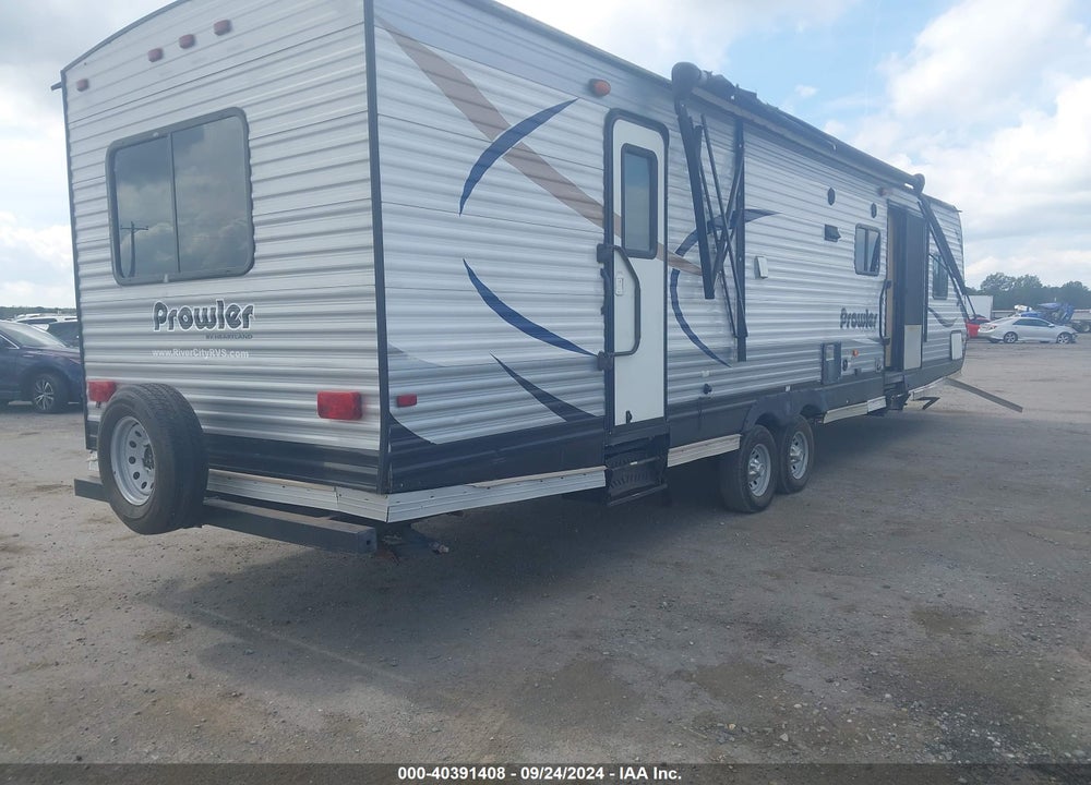 2015 HEARTLAND PROWLER 37DBR VIN: 5SFPB3821FE298521