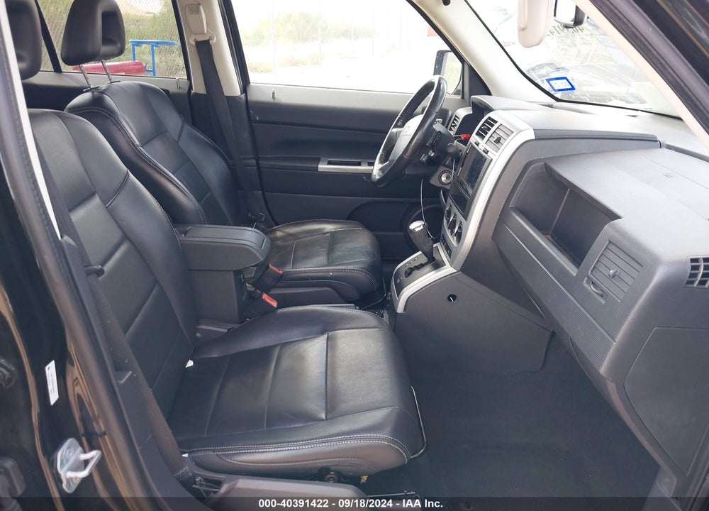 2008 JEEP PATRIOT LIMITED VIN: 1J8FT48W88D538640