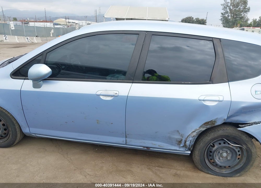 2008 HONDA FIT VIN: JHMGD37498S065019