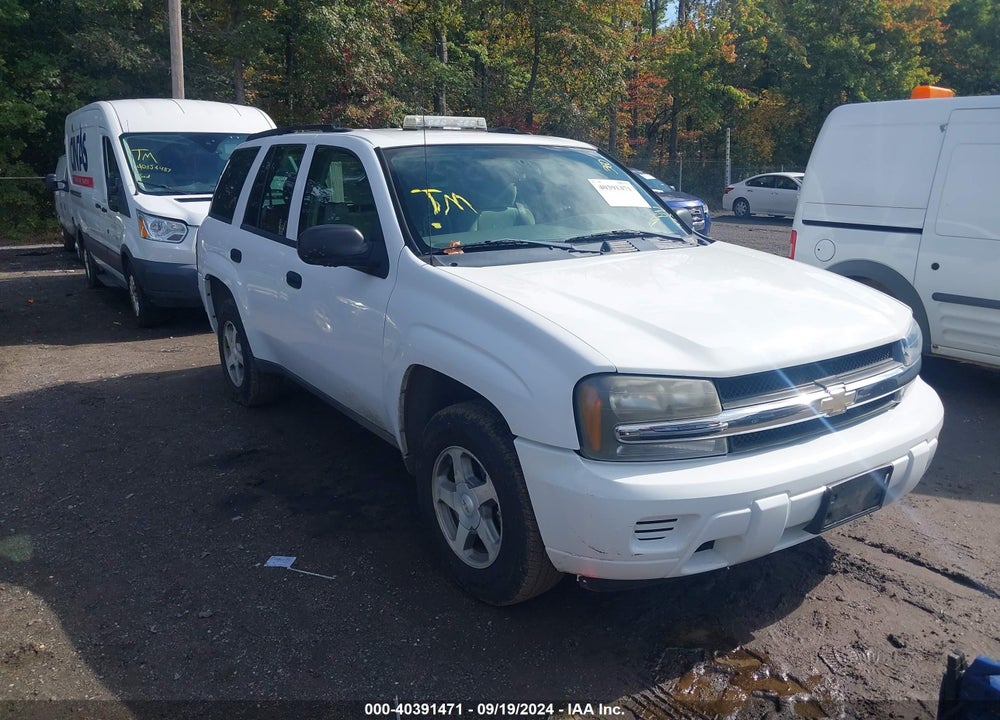 2005 CHEVROLET TRAILBLAZER LS VIN: 1GNDT13S952228741