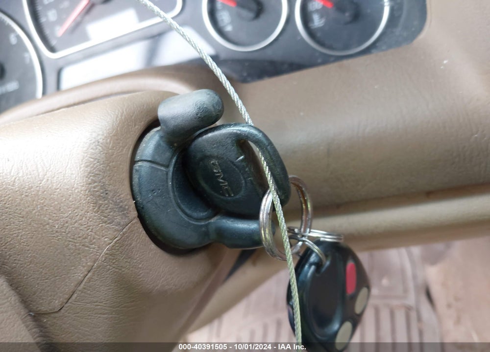 2003 GMC ENVOY XL SLE VIN: 1GKES16S736236018