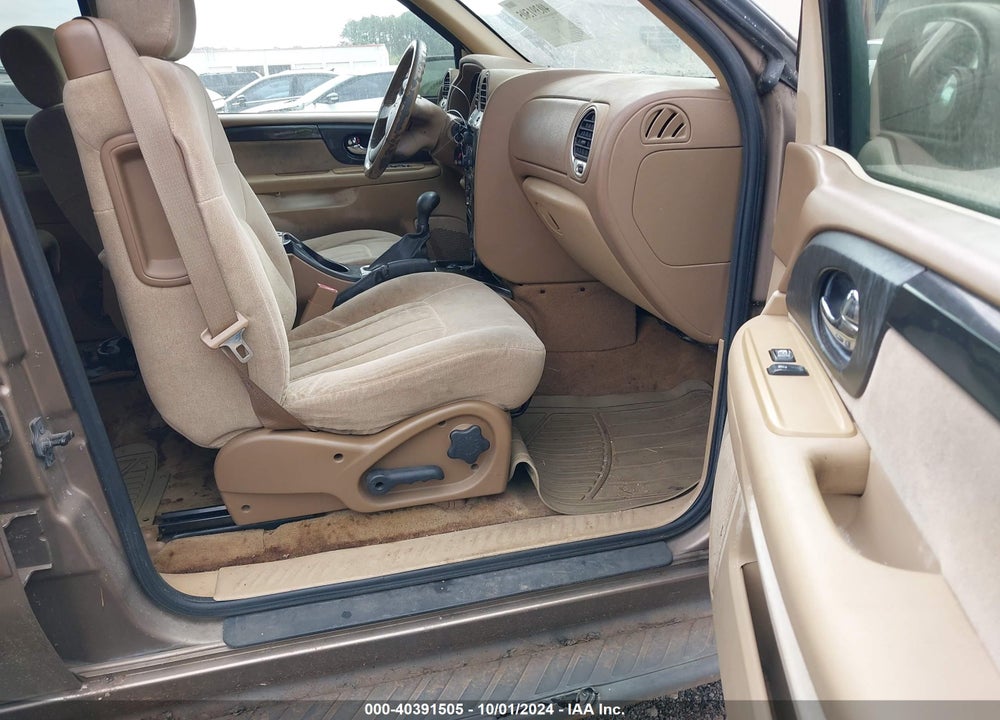 2003 GMC ENVOY XL SLE VIN: 1GKES16S736236018
