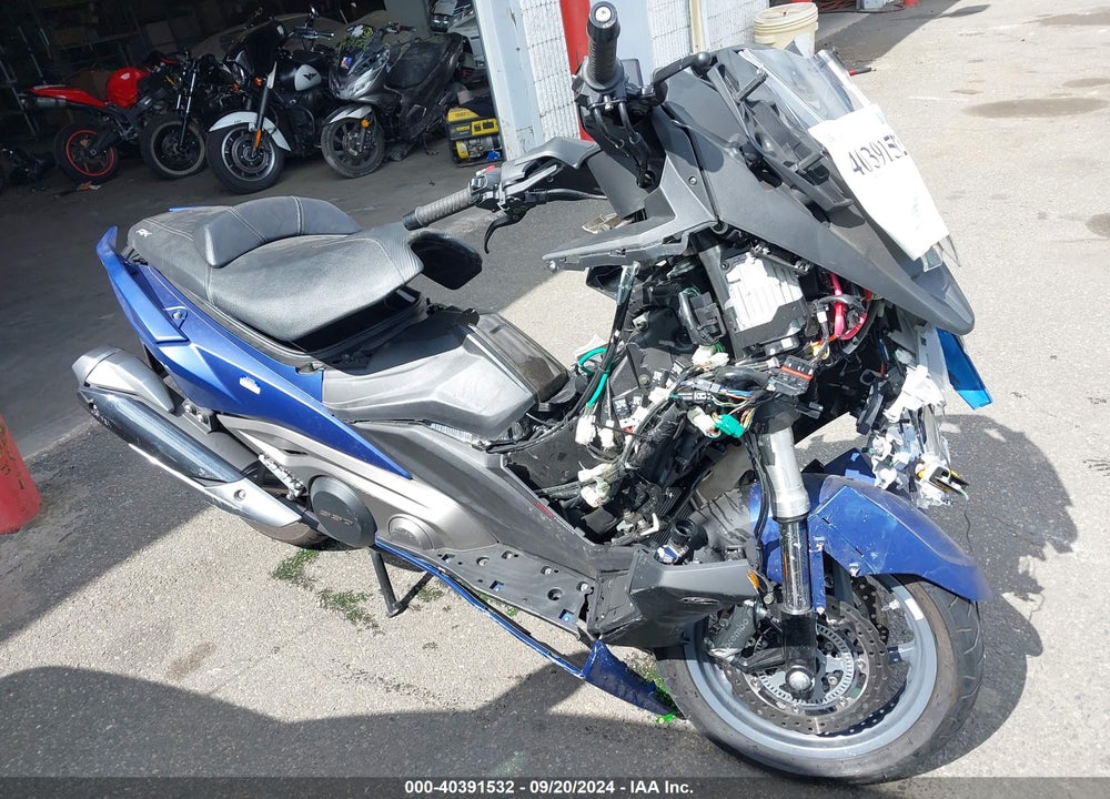 2023 KYMCO USA INC AK 550 VIN: RFBSAT549PB610161