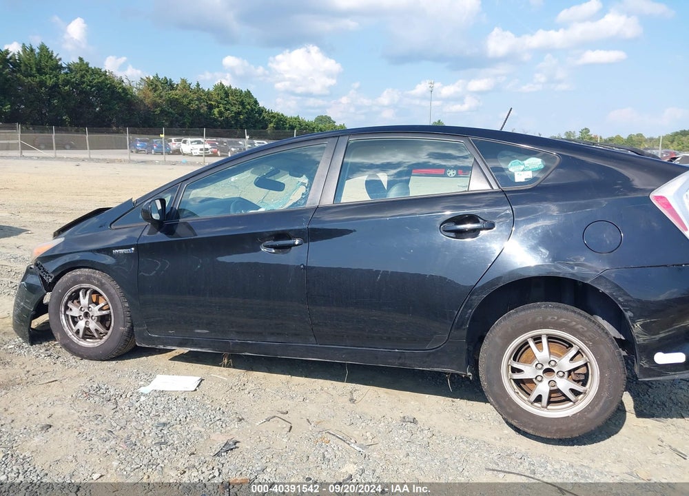 2011 TOYOTA PRIUS FOUR VIN: JTDKN3DU9B0256682