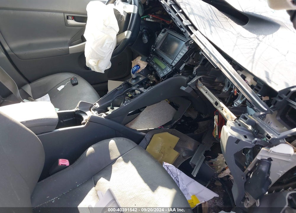 2011 TOYOTA PRIUS FOUR VIN: JTDKN3DU9B0256682