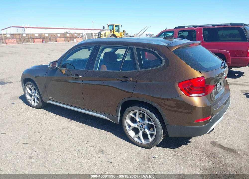 2015 BMW X1 XDRIVE28I VIN: WBAVL1C52FVY25542