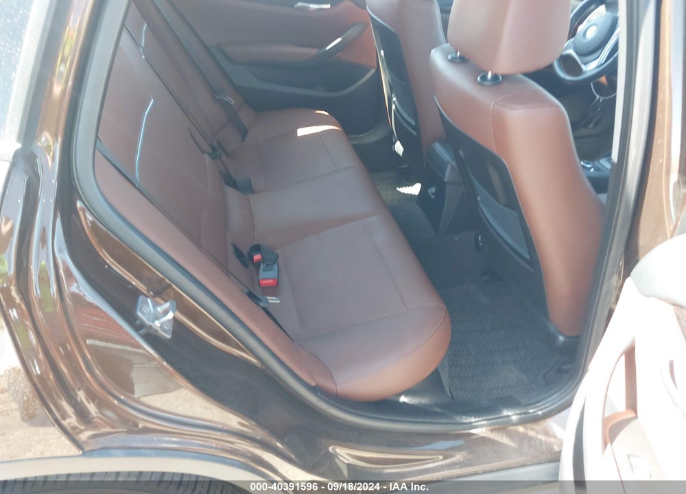 2015 BMW X1 XDRIVE28I VIN: WBAVL1C52FVY25542