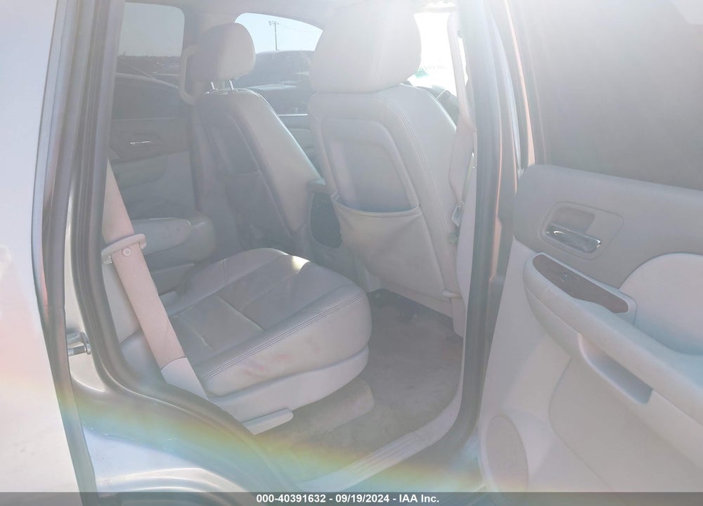 2009 CHEVROLET TAHOE LT2 VIN: 1GNEC23359R283736