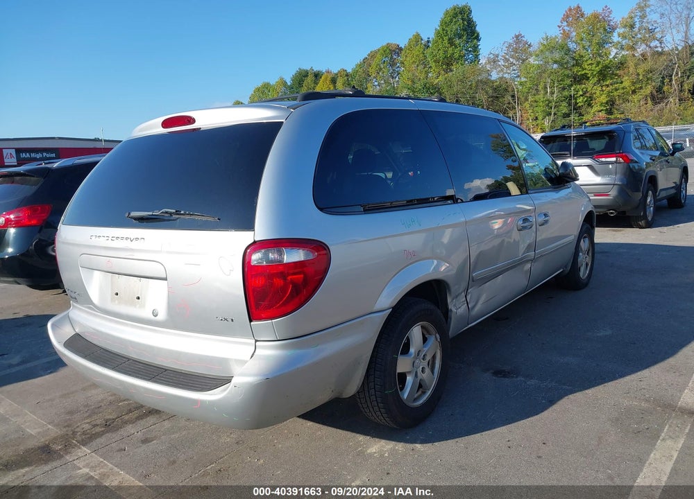 2005 DODGE GRAND CARAVAN SXT VIN: 2D4GP44L45R443094