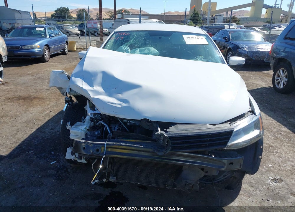 2012 VOLKSWAGEN JETTA 2.5L SE VIN: 3VWDP7AJ2CM313983