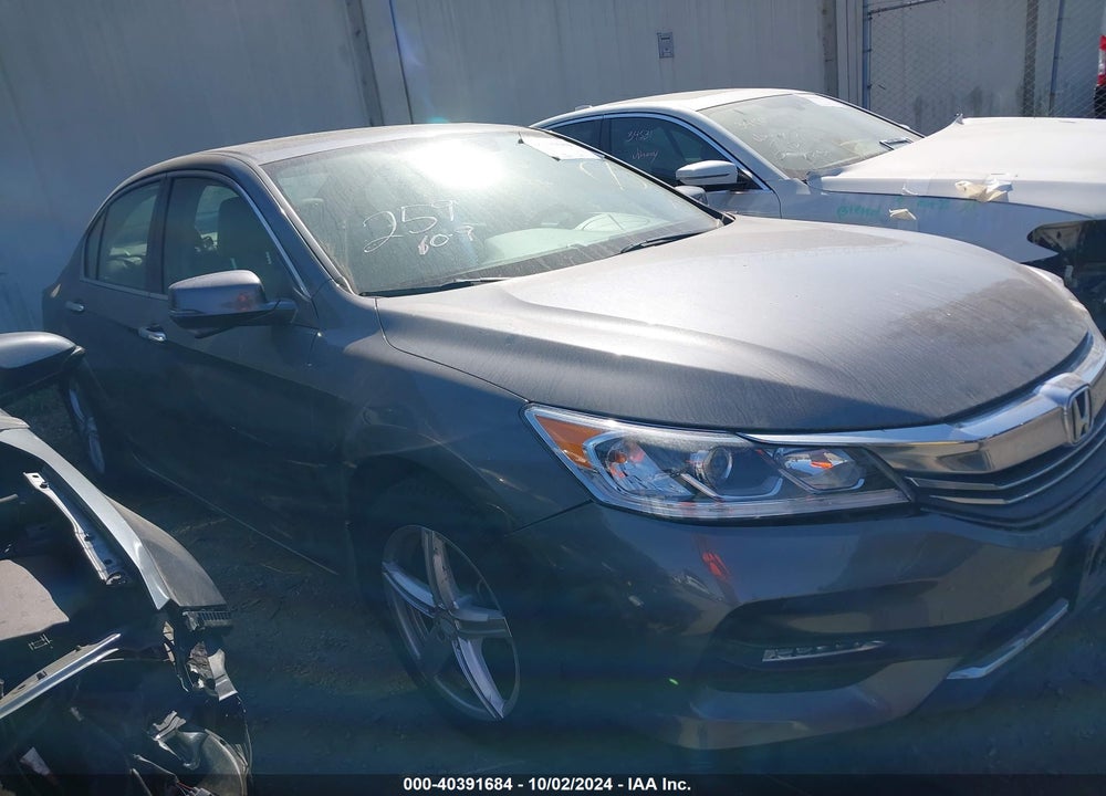 2017 HONDA ACCORD EX-L VIN: 1HGCR2F84HA069406