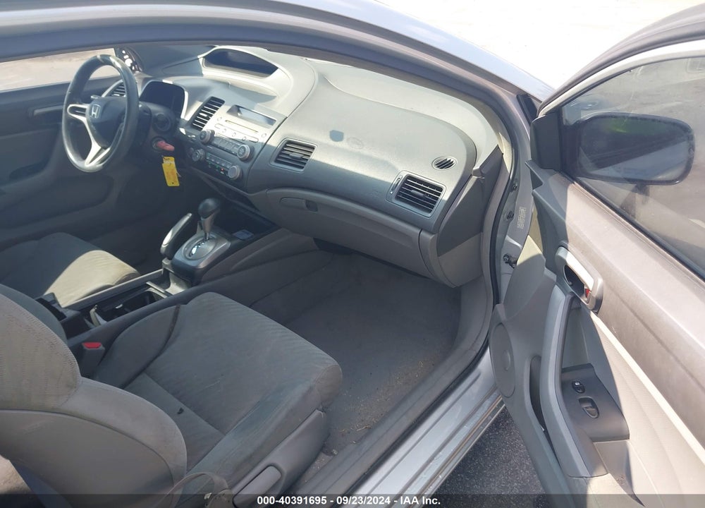 2011 HONDA CIVIC LX VIN: 2HGFG1B66BH506641