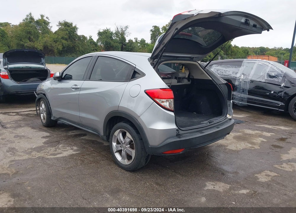 2019 HONDA HR-V LX VIN: 3CZRU6H33KG723539