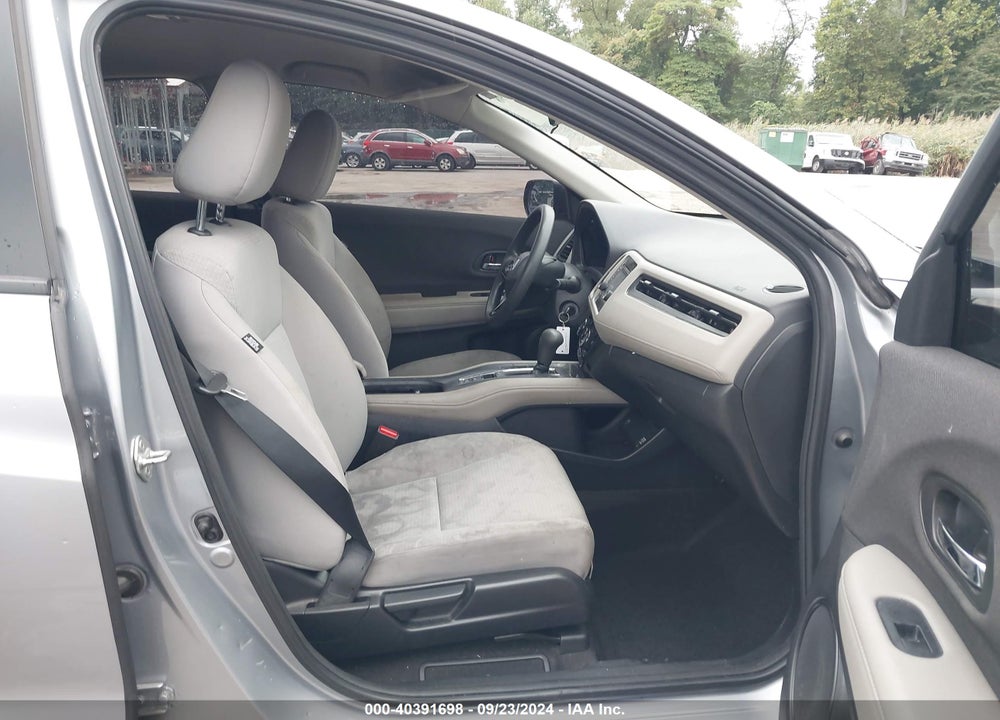 2019 HONDA HR-V LX VIN: 3CZRU6H33KG723539