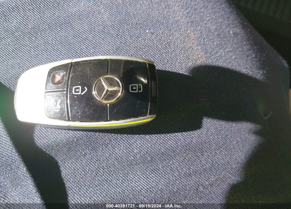 2017 MERCEDES-BENZ E 300 VIN: WDDZF4JB7HA124386