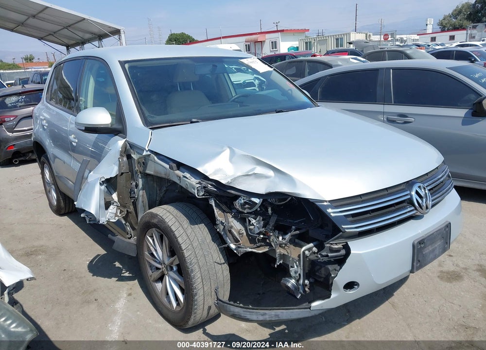 2014 VOLKSWAGEN TIGUAN SE VIN: WVGAV3AX5EW042442