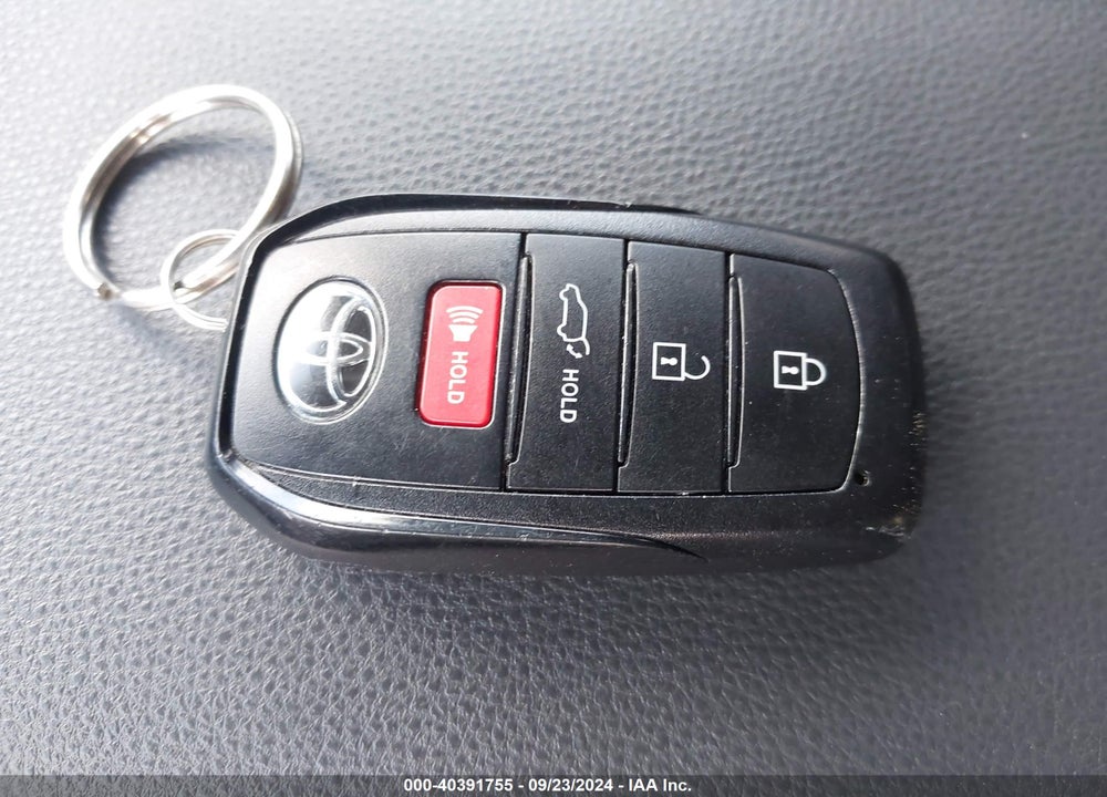 2024 TOYOTA GRAND HIGHLANDER XLE VIN: 5TDAAAA54RS004144