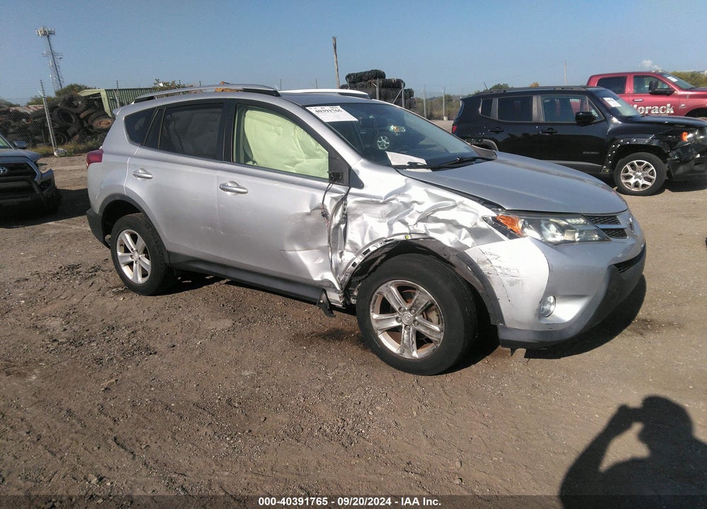 2014 TOYOTA RAV4 XLE VIN: JTMRFREV3EJ006410
