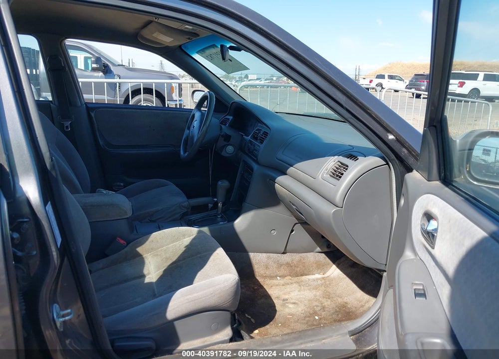 2000 MAZDA 626 ES/LX VIN: 1YVGF22C7Y5121441