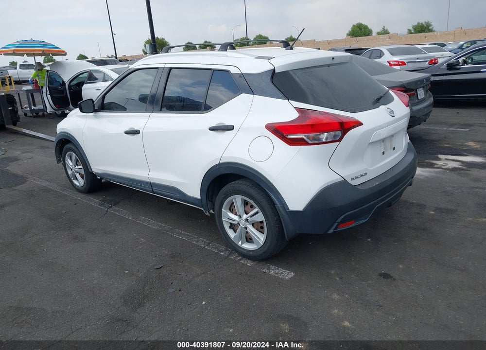 2018 NISSAN KICKS S VIN: 3N1CP5CU6JL536415
